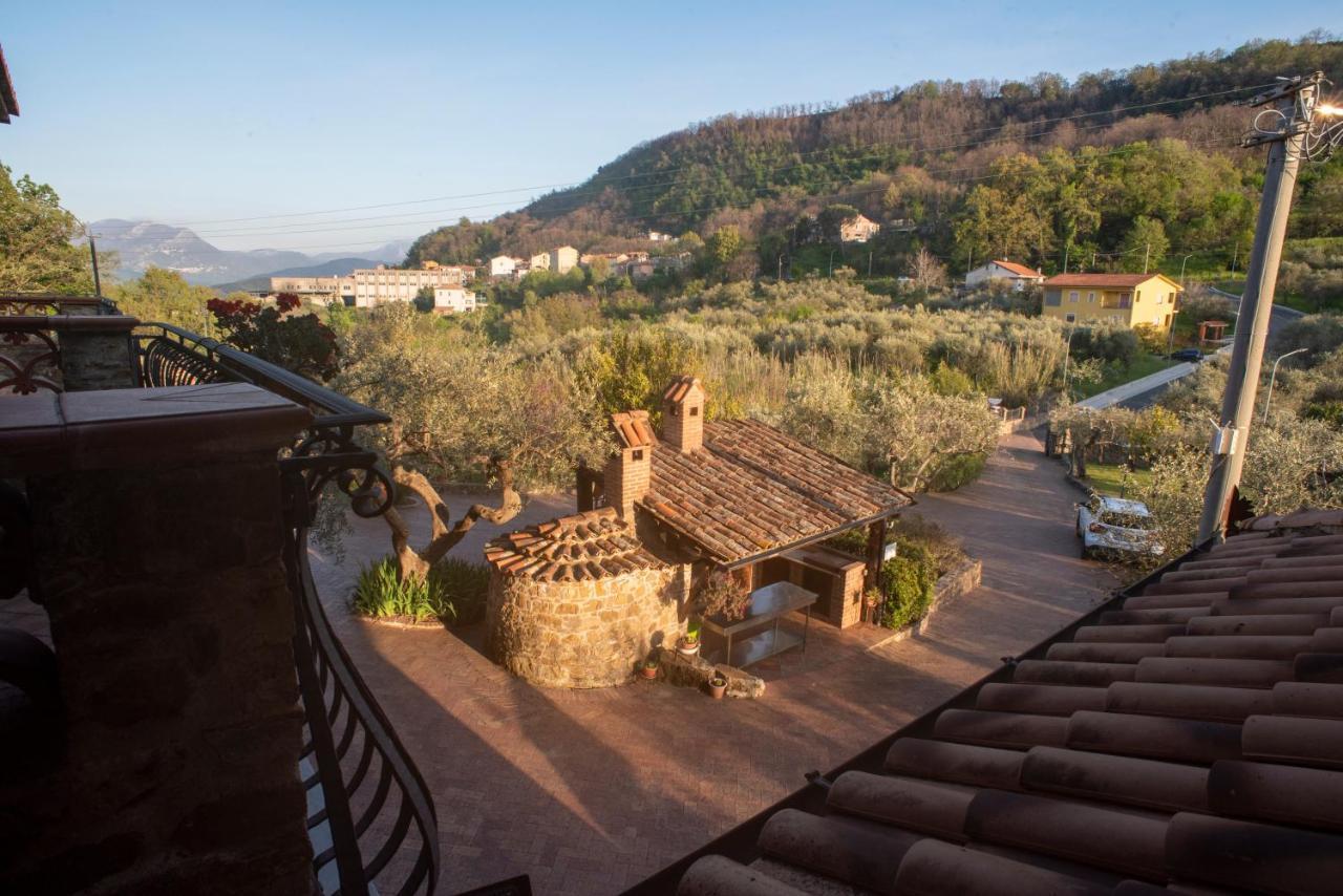 La Ginestra Hotel Castel San Lorenzo Exterior photo