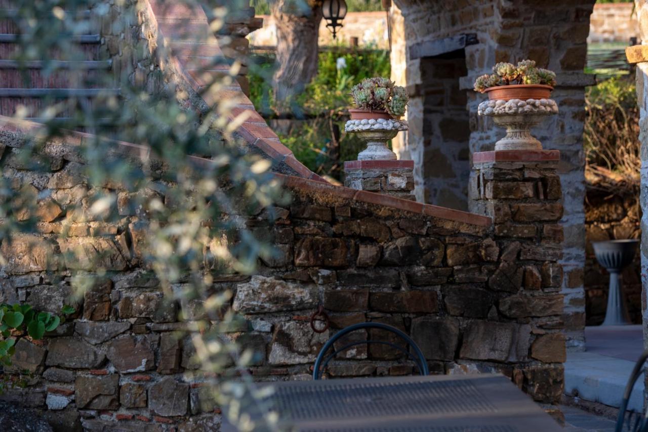 La Ginestra Hotel Castel San Lorenzo Exterior photo