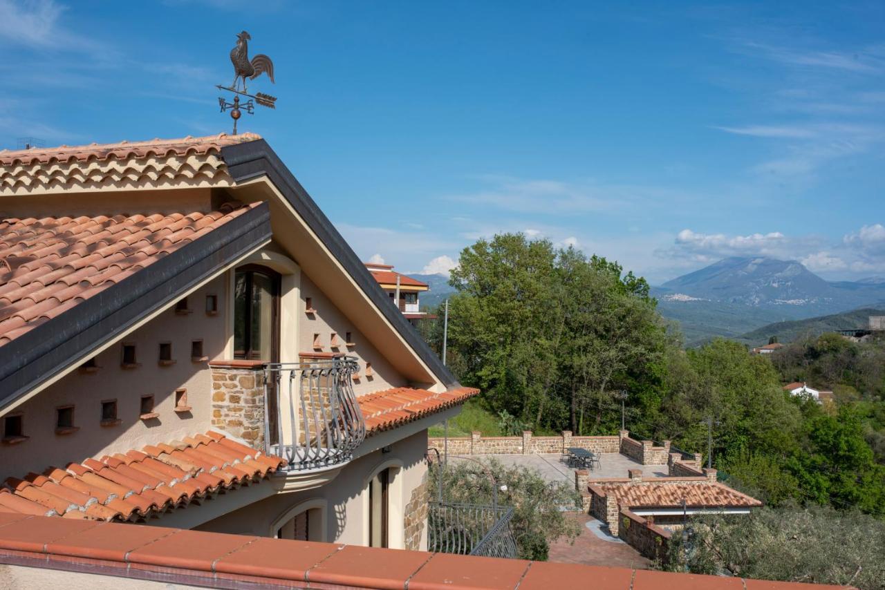 La Ginestra Hotel Castel San Lorenzo Exterior photo
