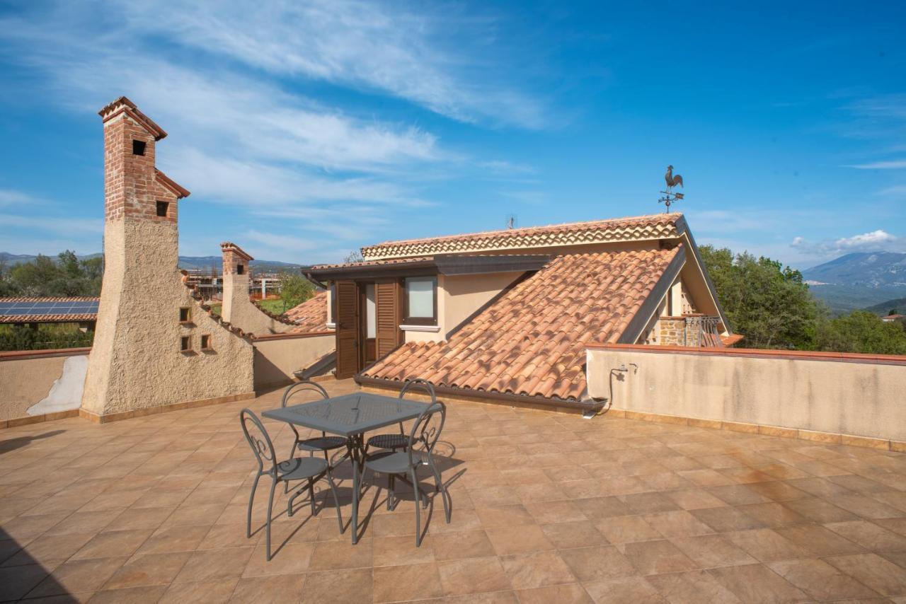 La Ginestra Hotel Castel San Lorenzo Exterior photo